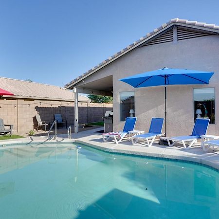 Sunny Surprise Getaway With Private Yard And Pool Vila Exterior foto
