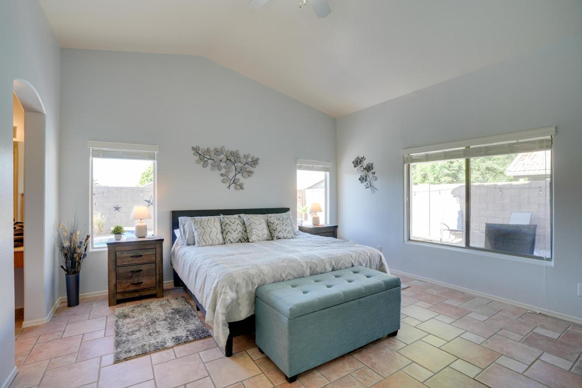 Sunny Surprise Getaway With Private Yard And Pool Vila Exterior foto